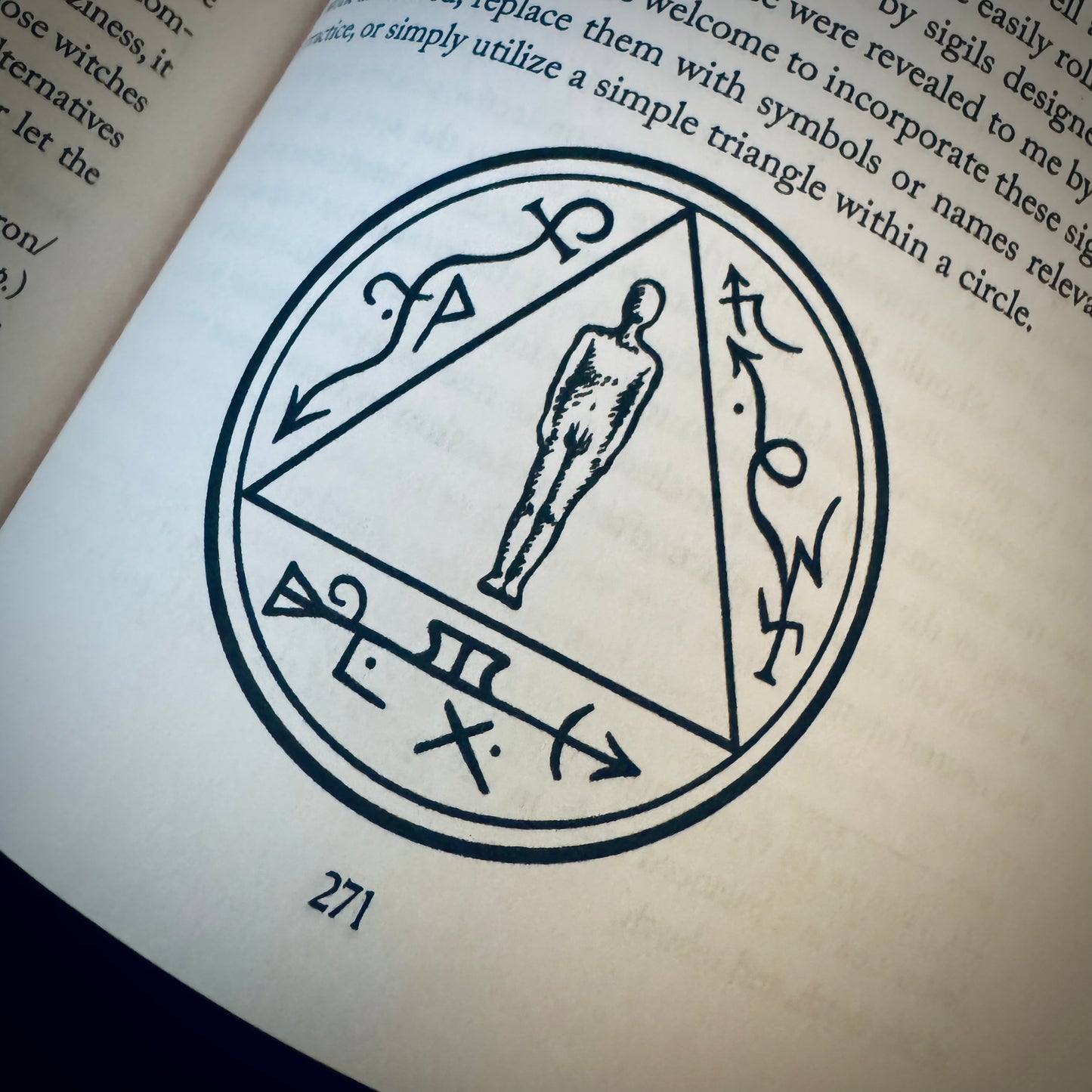 Ensouling the Effigy: The Witch's Arte of Enspirited Objects *signed copy*