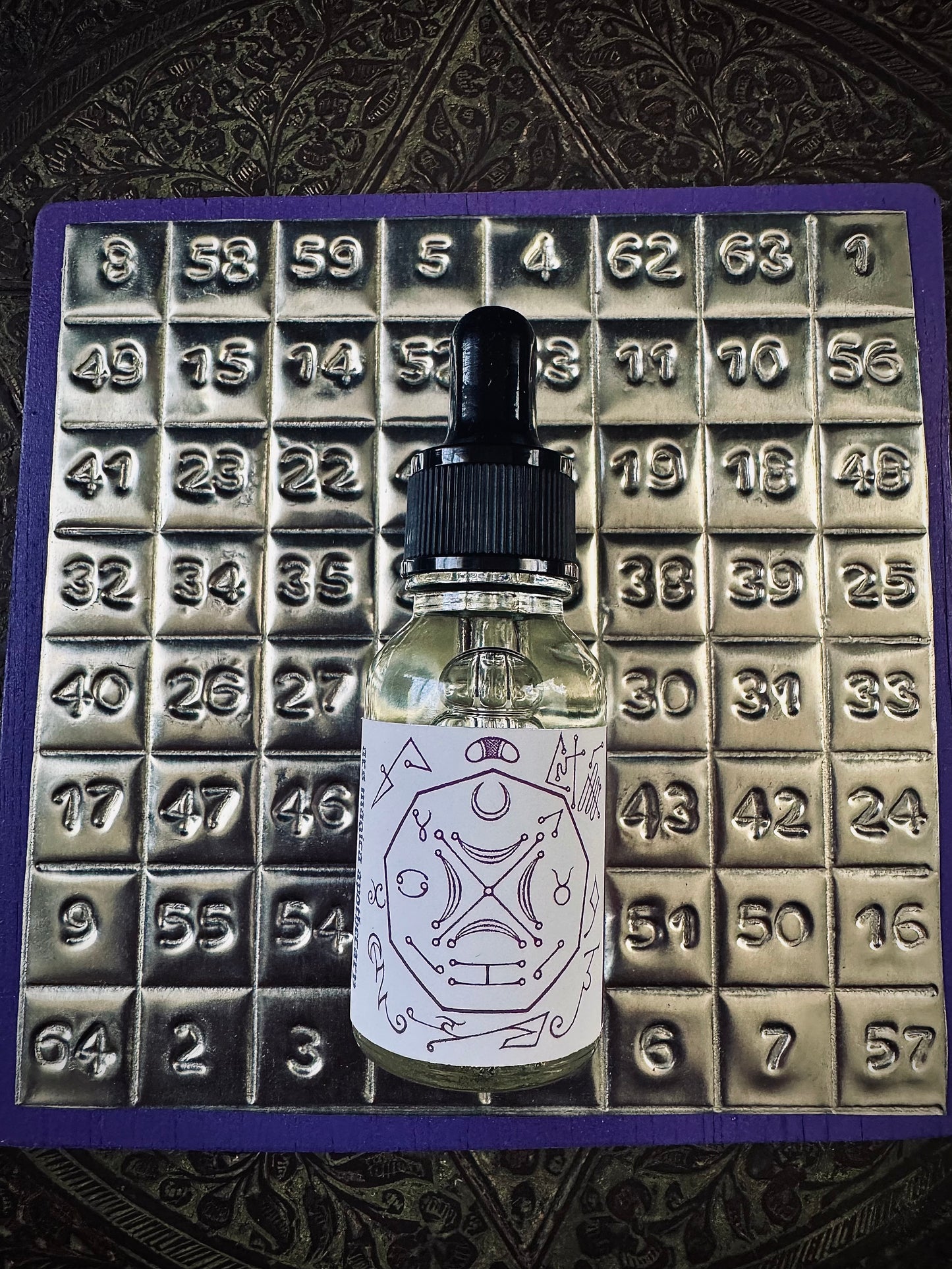 Oil of the Moon