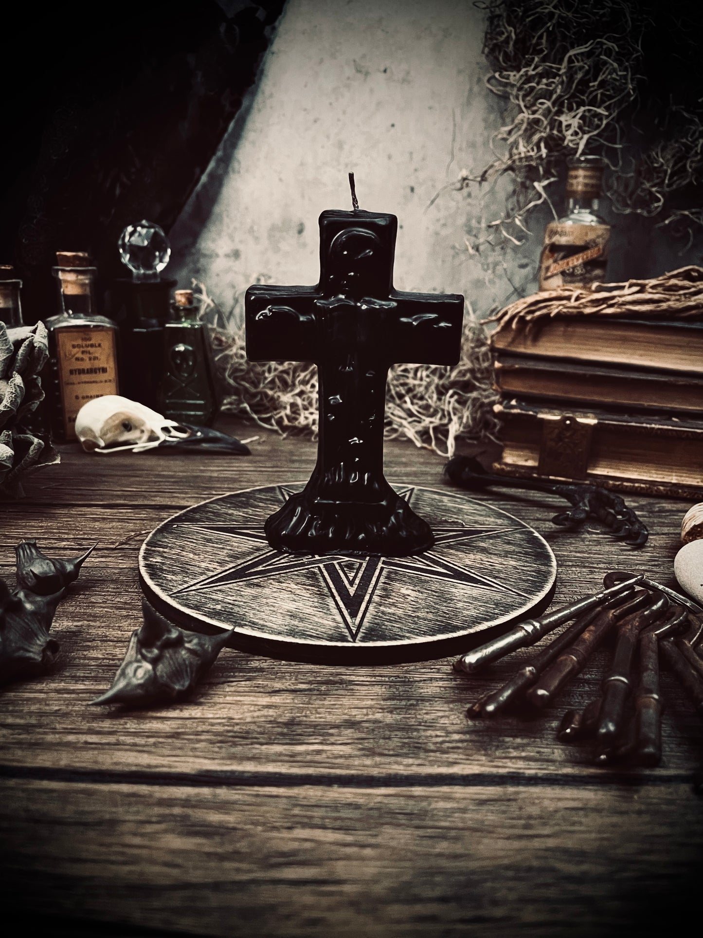 Cross Candle