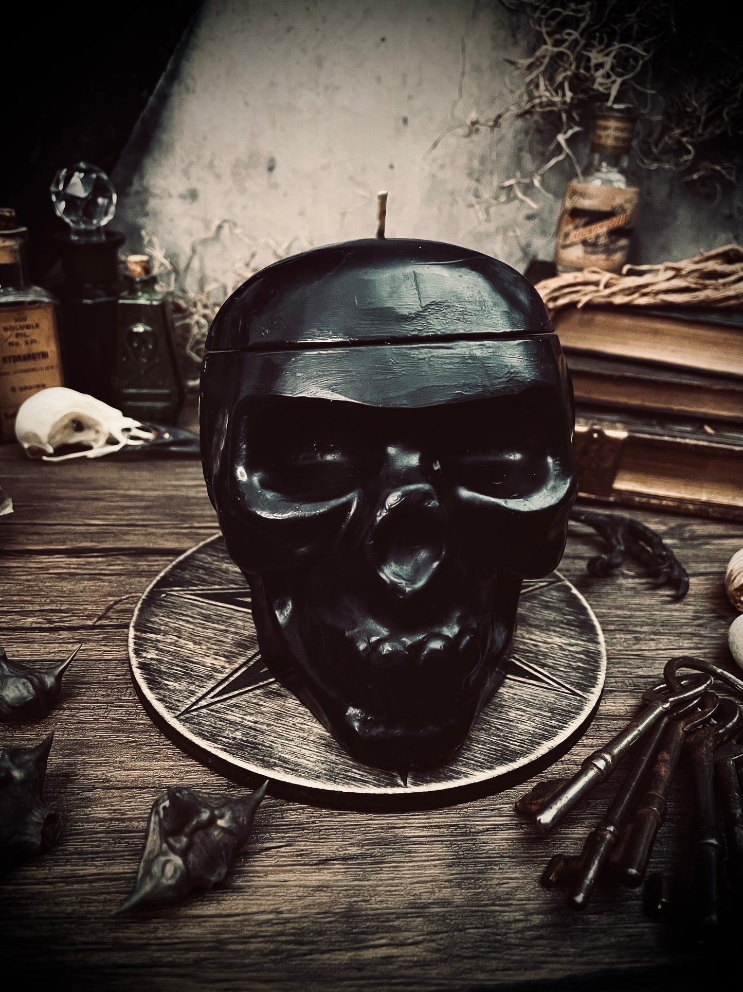 Loadable Skull Box Candle
