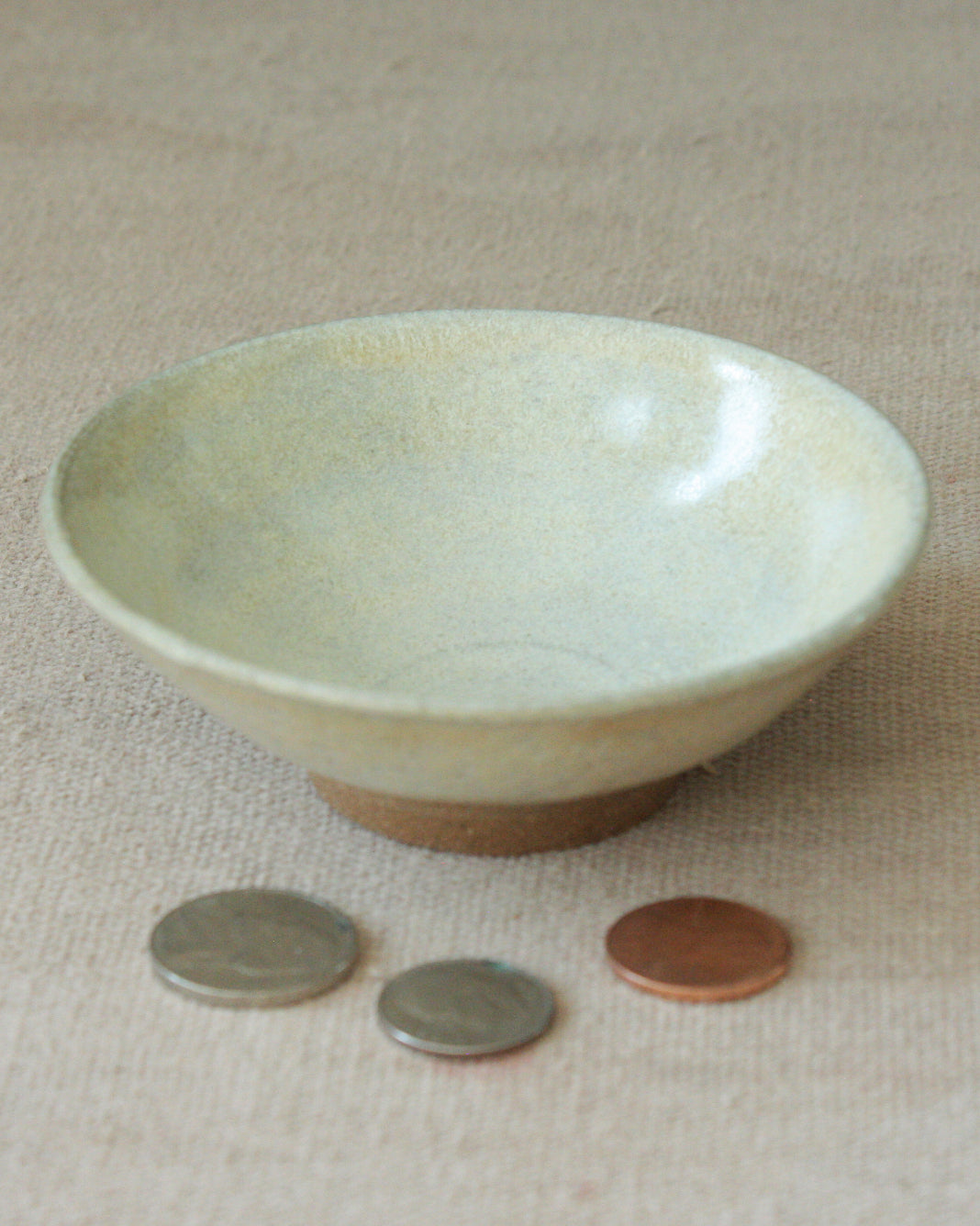 Glossy Cream Offering Bowl I