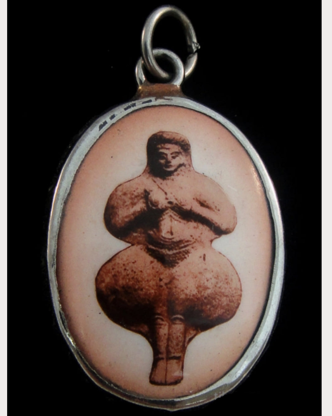 Inanna Pendant