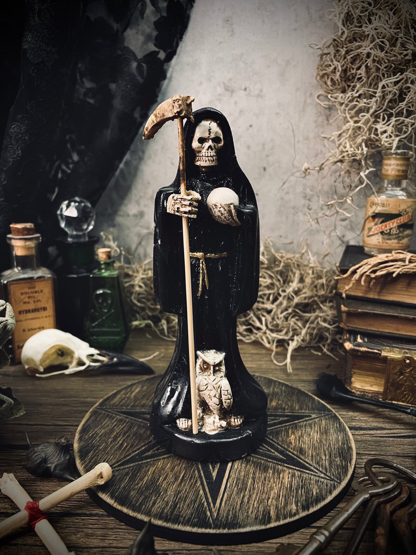Santa Muerte Statue 6" Black