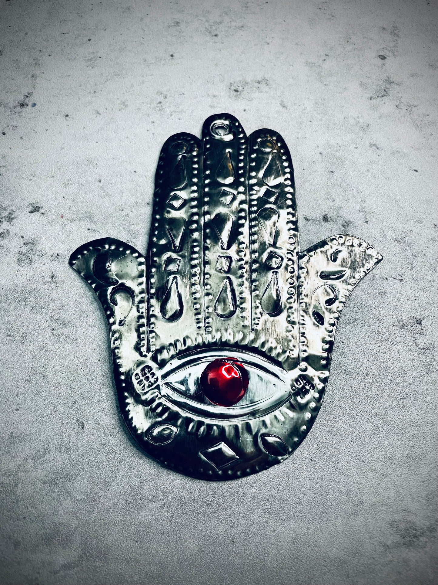 Tin Hamsa #2