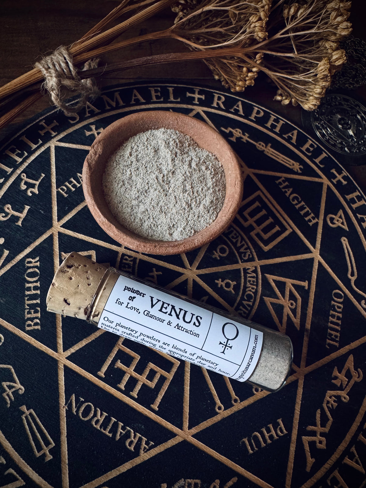 Powder of Venus