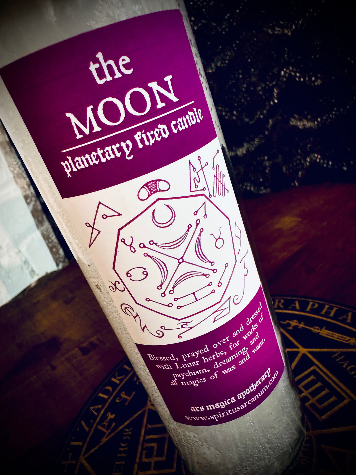 The Moon Fixed Planetary Candle