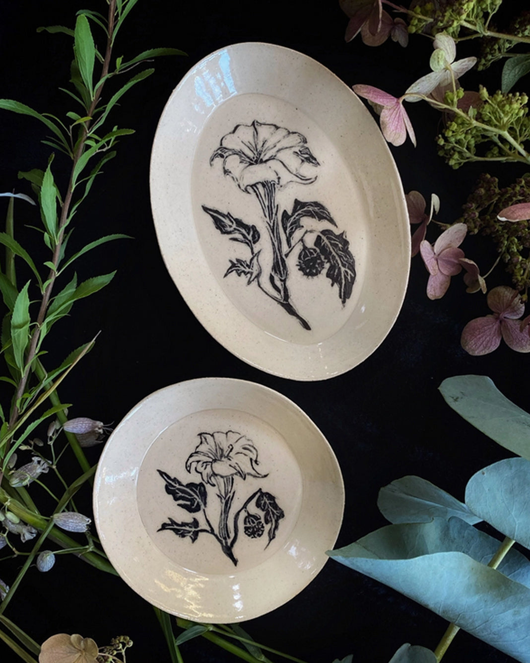 Datura Ceramic Offering Dish