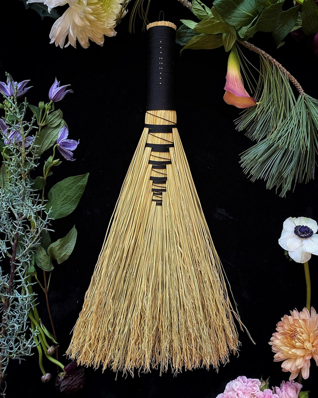 Natural Specialty Hawktail Broom