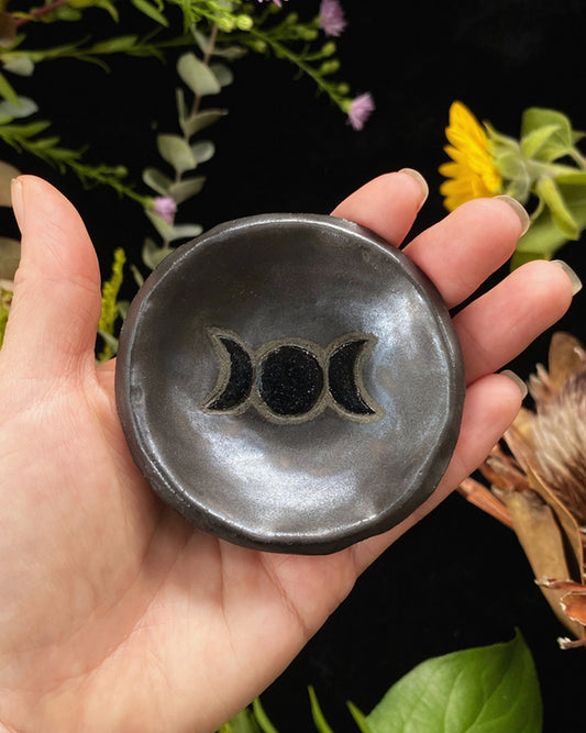 Sgraffito Triple Moon Dish